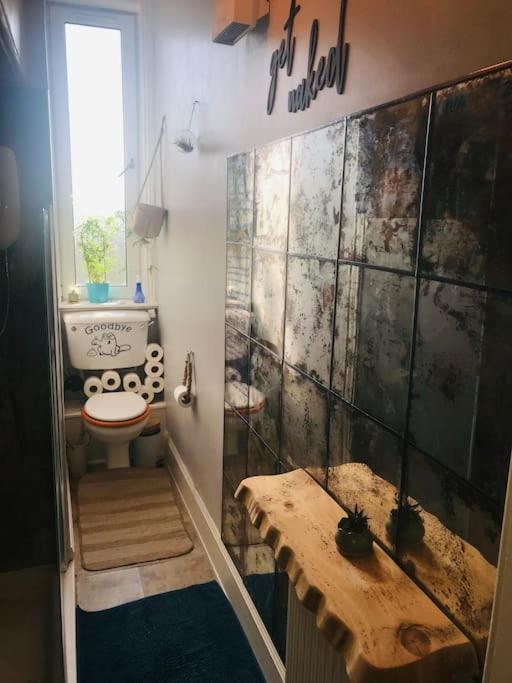 Cosy 2 Bedroom Flat In 에든버러 외부 사진